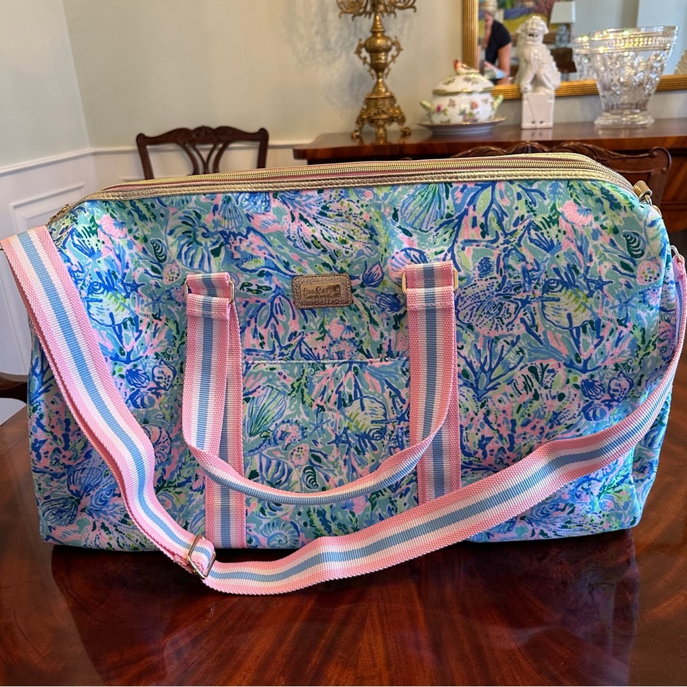 NWT Lilly Pulitzer Weekender Duffel Bag Soleil It On Me - Picture 9 of 16